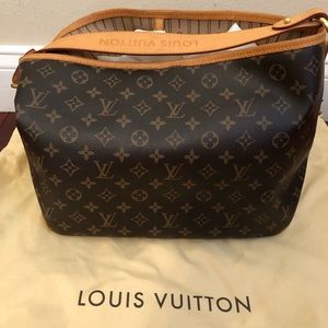 Louis Vuitton- Monogram Hobo Shoulder bag!